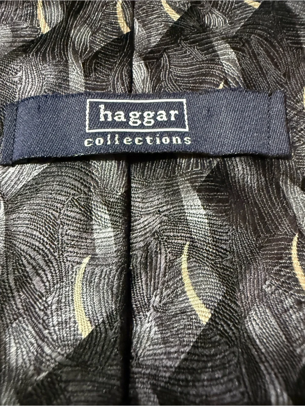 Haggar Black and Silver Patterned Men's Tie